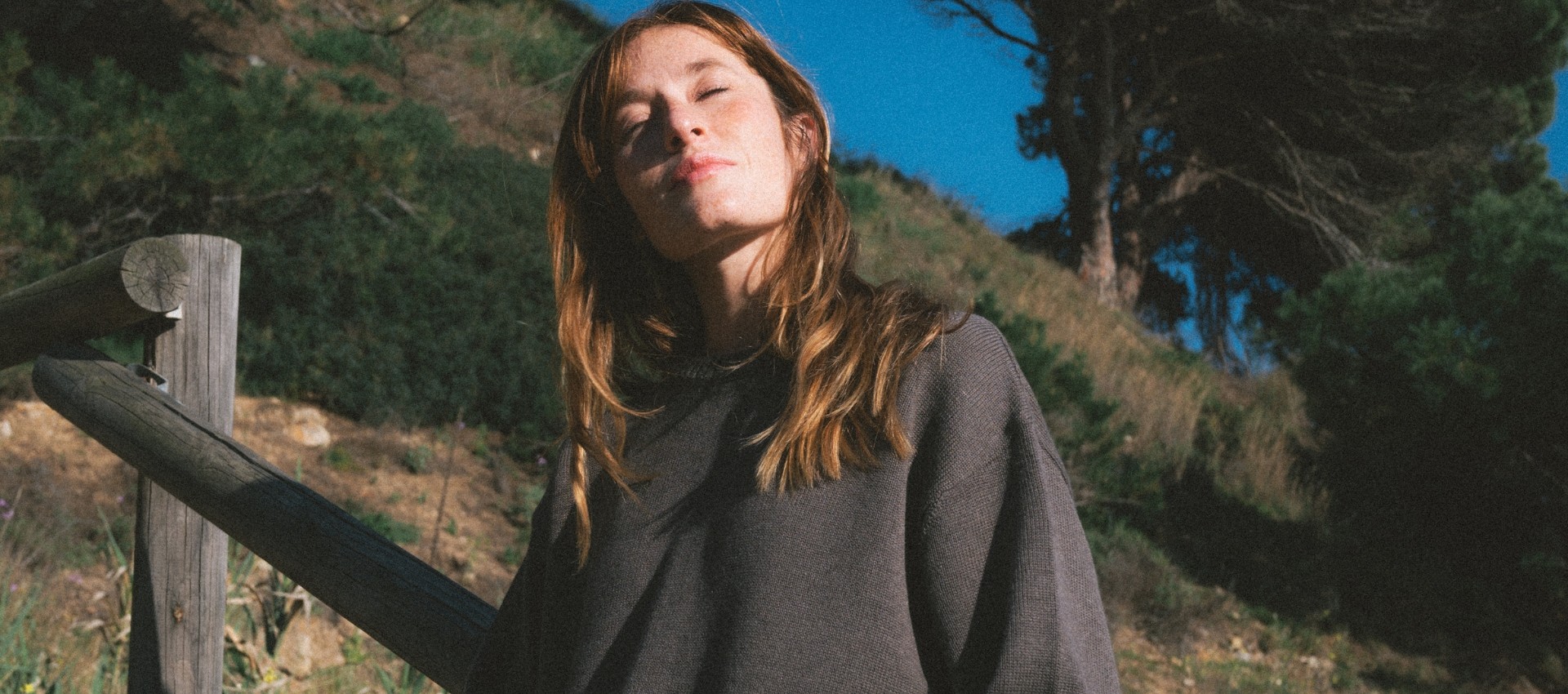 Sweter Sabrina